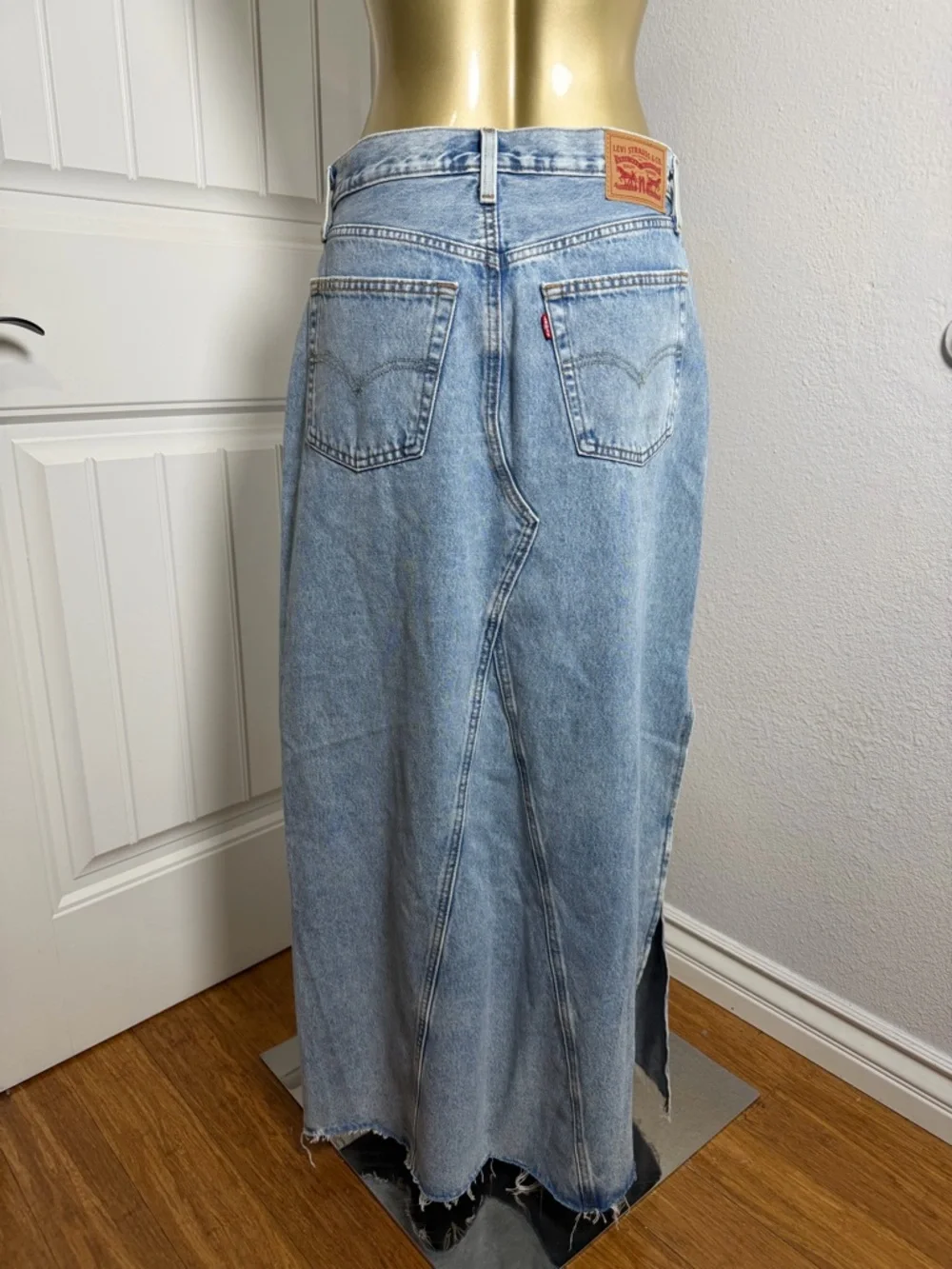Levi's Light Blue Denim Maxi Skirt Size 26